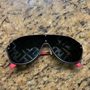 Fendi Fabulous Sunglasses BLACK/RED